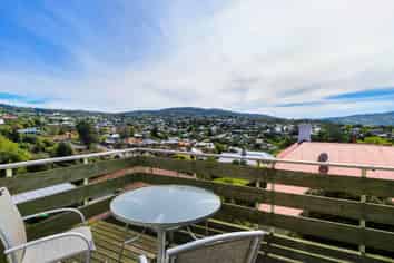 2 Vickery Place, MARYHILL