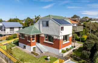 2 Vickery Place, MARYHILL