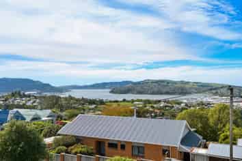 2 Vickery Place, MARYHILL