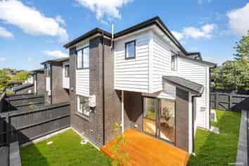 Lot 4, 4 Kyeemagh Street, Botany Downs