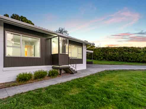 1/17 Emirau Place, Glenfield