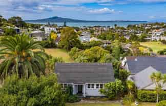 91 Kurahaupo Street, Orakei