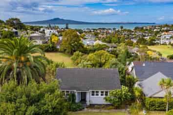 91 Kurahaupo Street, Orakei