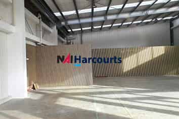 Takapuna Corner Site Office/Showroom