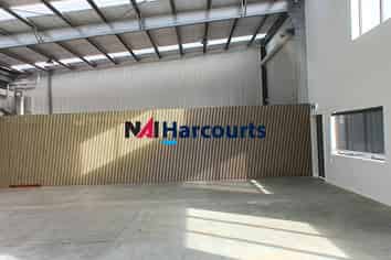 Takapuna Corner Site Office/Showroom