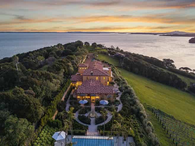 211 Te Whau Drive, Waiheke Island