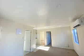 3A Dreifuss Place, Mangere East