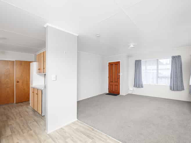 11a McKenzie Terrace, Carterton