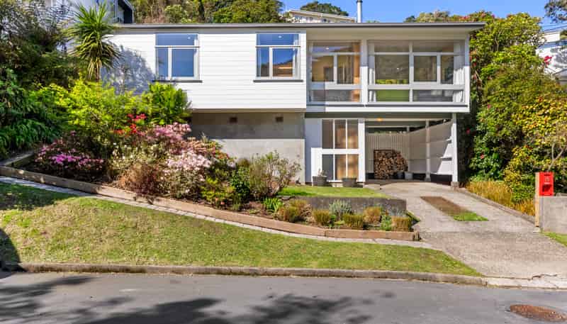 10 Bourbon Terrace, Karori