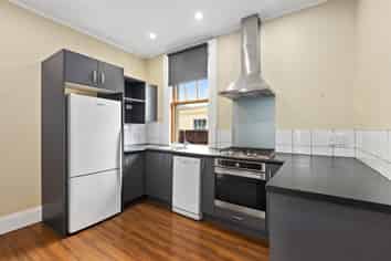 166 Rongotai Road, Kilbirnie