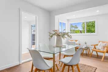 61 Kensington Avenue, Saint Albans