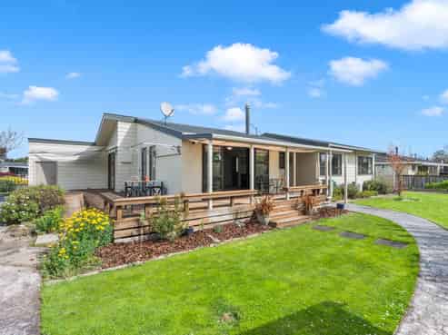 15 Lowes Place, Solway
