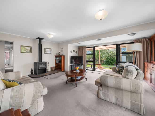 15 Lowes Place, Masterton