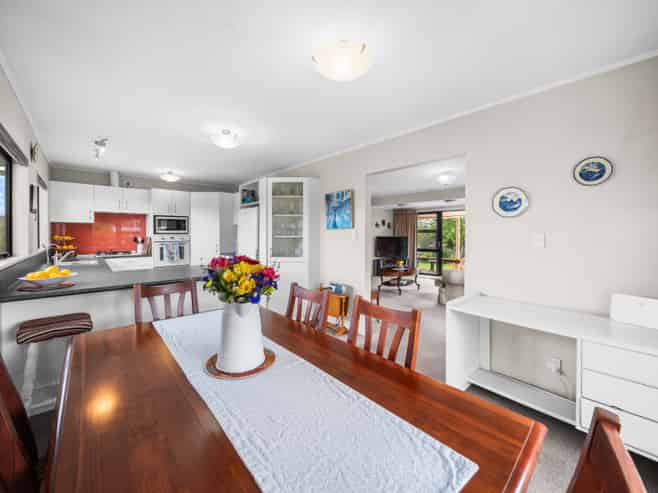 15 Lowes Place, Masterton