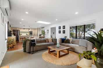 25 Sunningdale Street, Wattle Downs