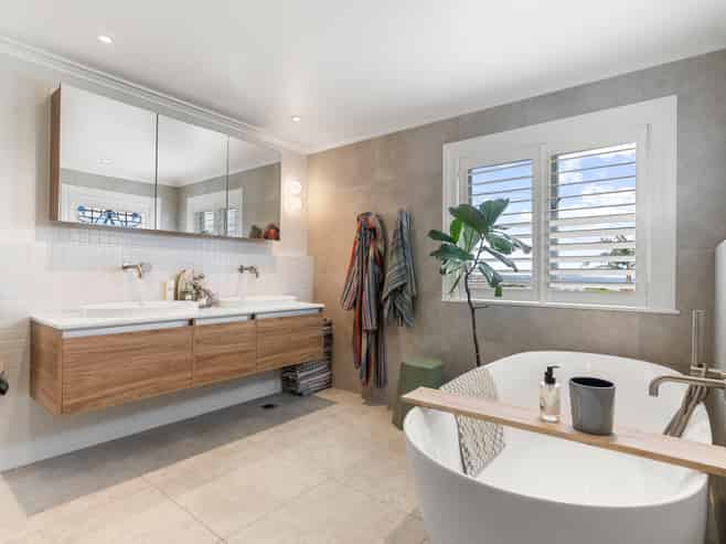 7 Colonial Road, Chatswood