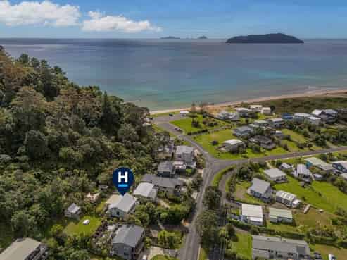 72 Ocean Beach Road, Tairua
