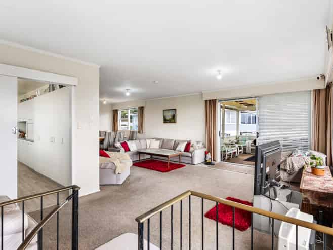 65 Potter Avenue, Northcote