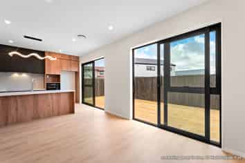 43 Picnic Point Road, Hobsonville