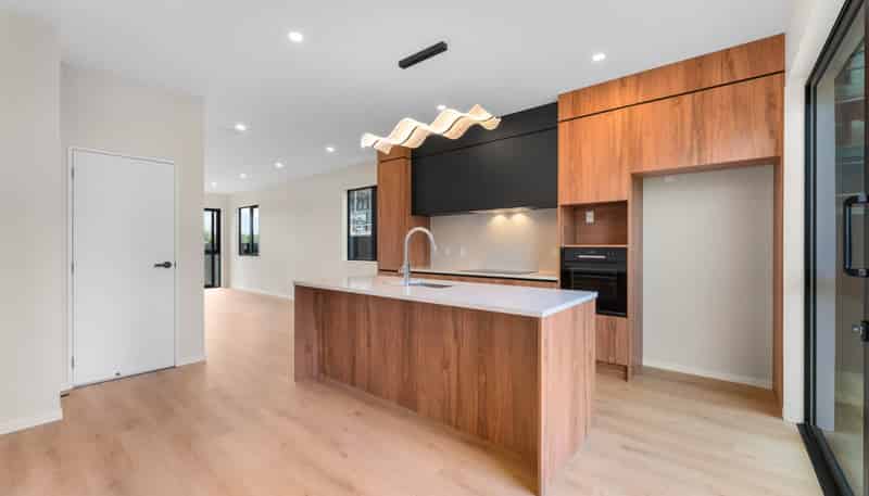 43 Picnic Point Road, Hobsonville