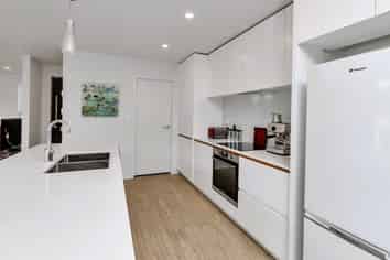 1 Te Akau Place, One Tree Point