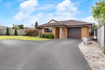 291 Mahia Road, Weymouth