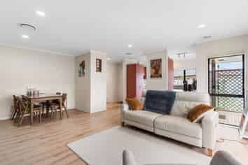 291 Mahia Road, Weymouth