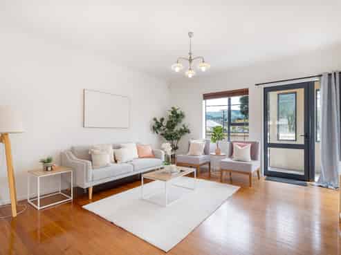 54 Athlone Crescent, Avalon