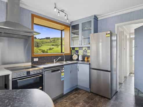 10 Weir Street, Green Island