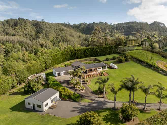 10 Munro Road East, Te Puna