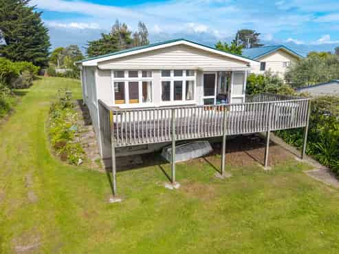 15 Drake Street, Waikawa Beach