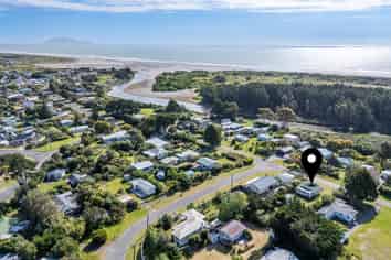 15 Drake Street, Waikawa Beach
