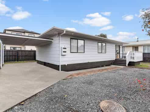 2/6 Cambridge Road, Manurewa