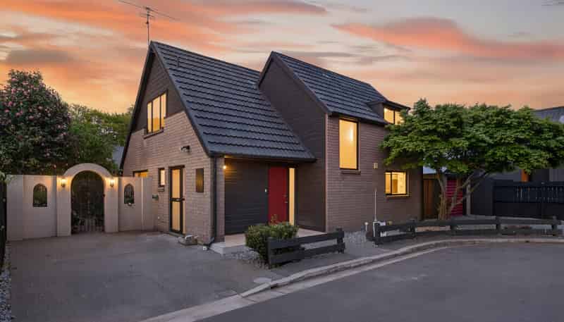 3A Amstel Lane, Richmond