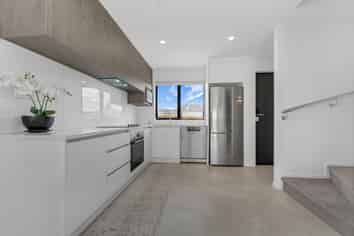 12D Bowen Street, Manurewa East