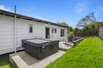 8 Ozone Road, Stanmore Bay