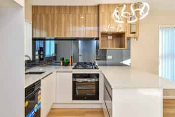 Lot5,7,10/27 Landscape Road, Papatoetoe