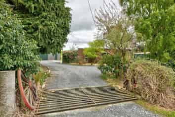 53 Pinnacle Road, Whiterigg