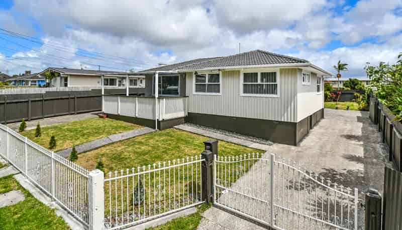 88 Preston Road, Otara
