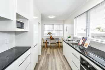 88 Preston Road, Otara