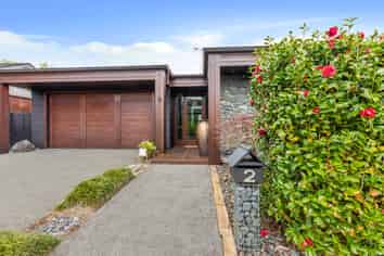 2 Caldera Close, Pyes Pa