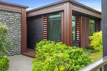 2 Caldera Close, Pyes Pa