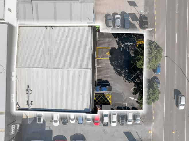 High Profile Investment - Leased to Resene Paints