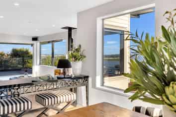 6 Dunkeld Lane, Redcliffs