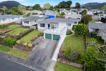 12 Ogle Crescent, Kamo