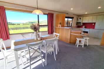 7 Drury Street West, Colac Bay