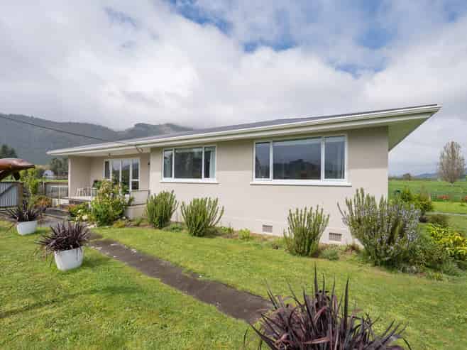 138 Waller Street, Murchison