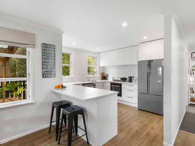 12 Tawa Street, LEVIN