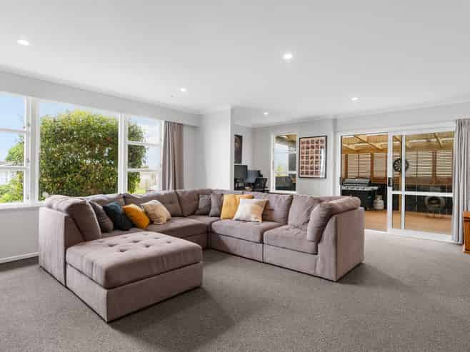 12 Tawa Street, LEVIN