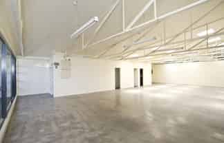 Prime city fringe office opportunity